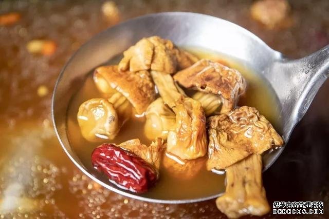 試吃了25款火鍋底料，認(rèn)準(zhǔn)它們買就對了