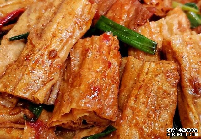 腐竹這么做，比肉還好吃，鮮香美味超下飯，必備家常菜
