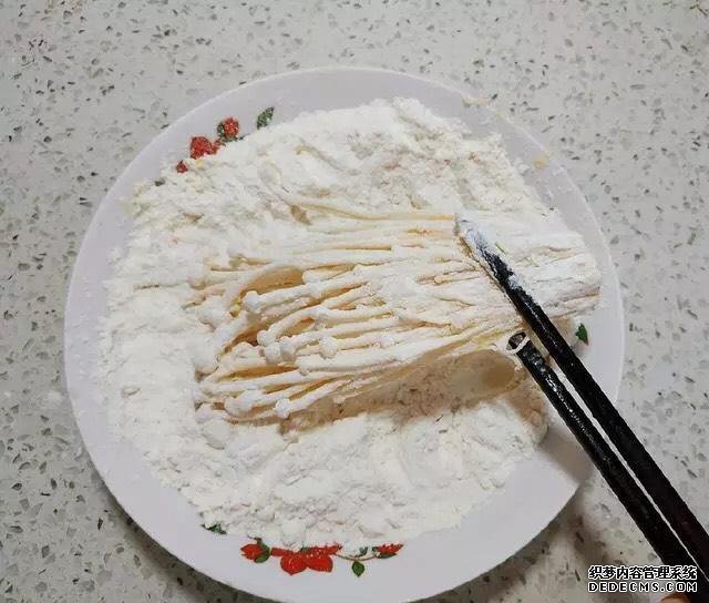 竟然被五塊錢的金針菇撩到了，怎么從來沒想到還能這樣做？