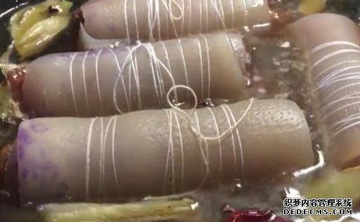 豬皮別再做豬皮凍了，教你新吃法，1瓶啤酒搞定，好吃好看又好做