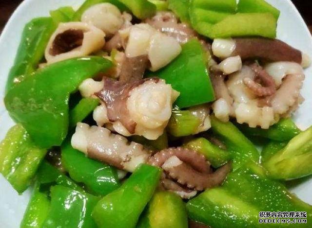 這種海鮮價(jià)格不貴，簡(jiǎn)單炒一炒即可，味美多滋口感特棒