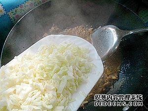 雜蔬肉末炒粉絲最好吃的做法，脆爽Q彈不粘鍋，色香味俱全