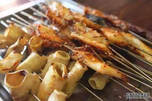 來東北不吃這7種燒烤，服務(wù)員都看不上你，東北人：懂行的這樣吃
