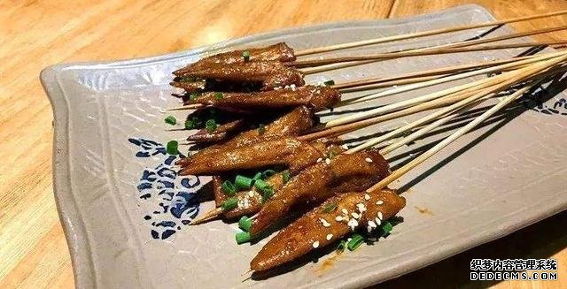 吃燒烤必點(diǎn)的5葷5素，包你不虧本，老板直呼：遇到“對手”了