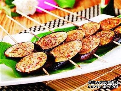 吃燒烤必點(diǎn)的5葷5素，包你不虧本，老板直呼：遇到“對手”了