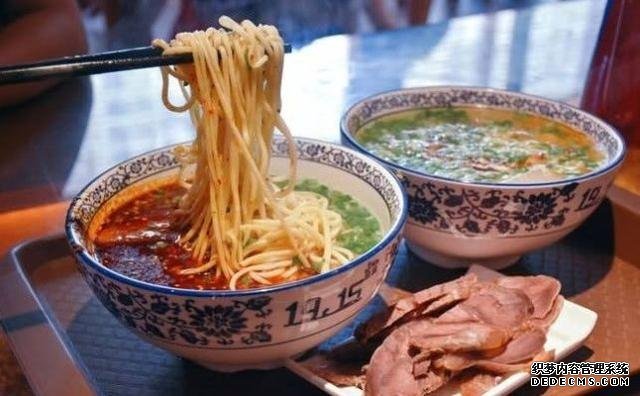 在北方人眼里，這四碗面才叫做面，其他的只能稱之為方便面