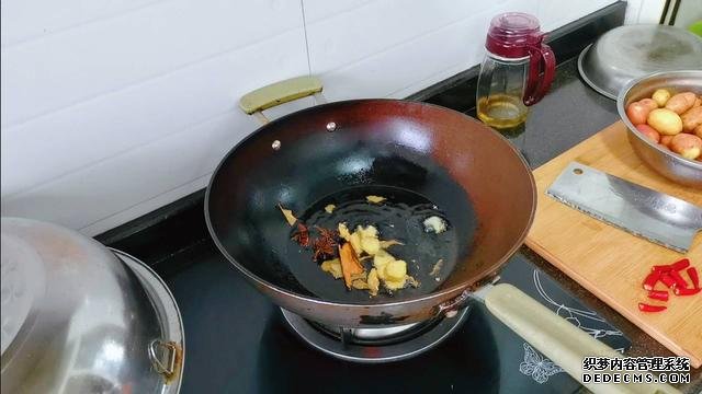 它被稱為“小人參”，南方3月吃最鮮美，8毛錢一斤，咋都吃不膩