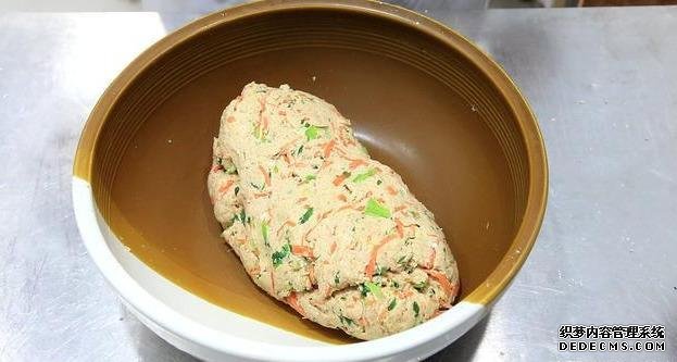 蔬菜窩窩頭這么做才好吃，新穎又好吃，大人孩子都愛(ài)吃，簡(jiǎn)單易學(xué)