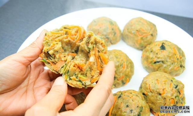 蔬菜窩窩頭這么做才好吃，新穎又好吃，大人孩子都愛(ài)吃，簡(jiǎn)單易學(xué)