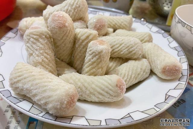 假期快結(jié)束，家里食材剩太少，湊齊食材，也要做頓簡單“大餐”