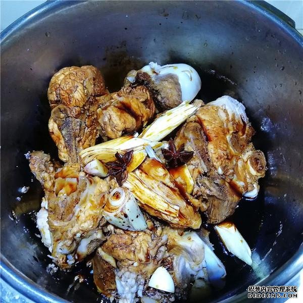 老公隔三差五就饞這菜，1斤才12元，比紅燒肉香多了，1周吃1次