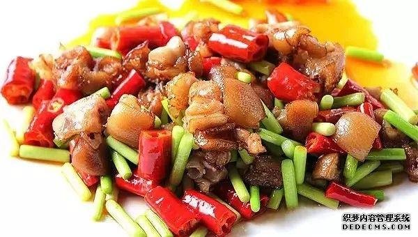 九道美味農(nóng)家菜，鮮香味足，下飯一流！