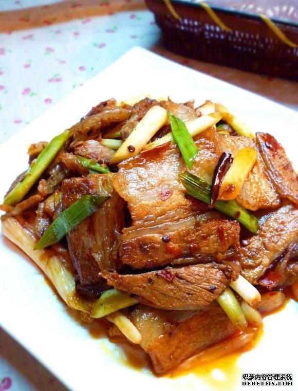 回鍋肉最好吃的做法，好吃又下飯，一人吃一盤(pán)，越吃越想吃