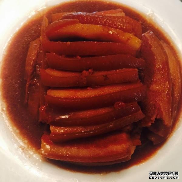 年夜飯推薦：腐乳扣肉，蔥油拌海帶，糖醋排骨的做法