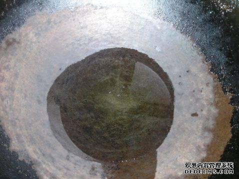 家庭版自制水煮肉，肉嫩軟滑，麻辣鮮香，每次做都不夠吃