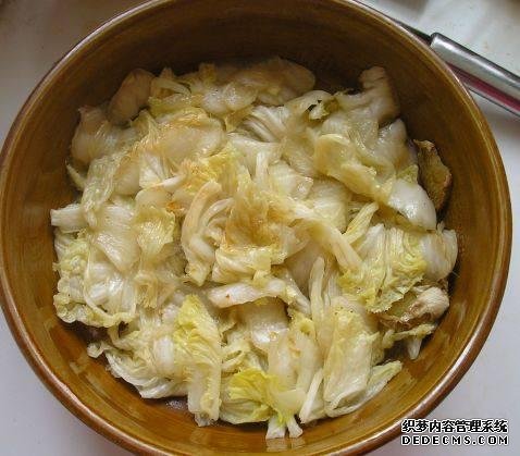 家庭版自制水煮肉，肉嫩軟滑，麻辣鮮香，每次做都不夠吃