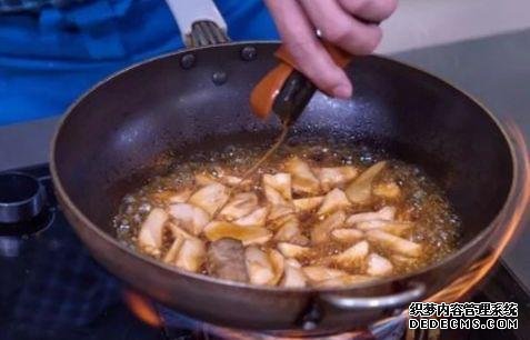 天天吃蠔油，你知道“蠔油”是什么做的嗎？