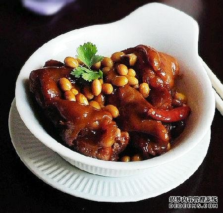 10款肉類菜品的簡單做法。不會做的趕緊學(xué)起來，絕對有一款你喜歡