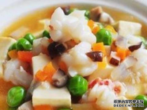 香蕉酸奶三明治、芝士紅薯餅、豆腐肉夾這幾道家常菜的做法