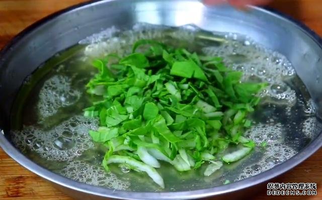 雞蛋別再炒著吃，教你新做法，不炒不燉不油炸，出鍋比肉香