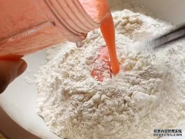 蘿卜渾身都是寶，教你秘制新吃法，不炒不燉不炸，出鍋全家流口水