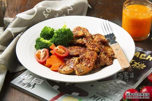 雞胸肉也可以做減肥餐？好吃不怕胖，趕緊學(xué)起來(lái)