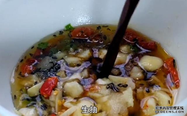 春天要多吃胡蘿卜，教你秘制新吃法，不炒也不腌，上桌3斤吃不夠