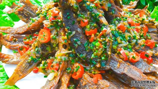 春節(jié)宅家中，捉了盆“水中人參”，寬油大火炸到焦香，很下飯
