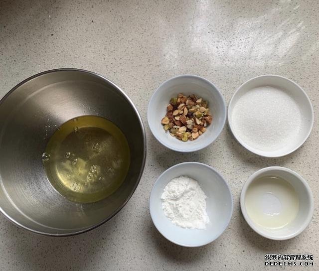 全蛋白舒芙蕾，低糖無油，超輕盈的口感，好吃到爆
