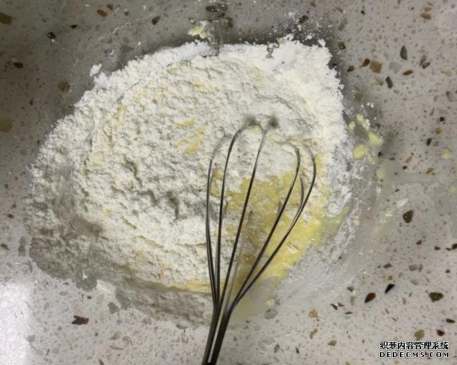 雞蛋這么美味的做法，估計沒有人嘗試過，在國外可是很流行