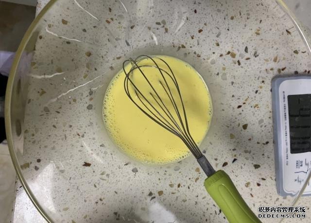 雞蛋這么美味的做法，估計沒有人嘗試過，在國外可是很流行