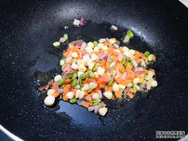 芝士這樣吃才最過(guò)癮，加入6種普通食材，20分鐘做好美味下午茶
