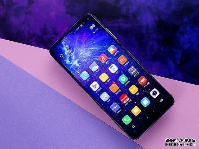 買千元機(jī)無(wú)需跟風(fēng)，父母換機(jī)就選這3款，性價(jià)比高配置強(qiáng)悍