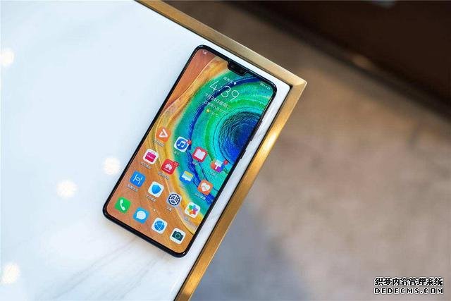 華為Mate30：我都跌成“紅米價(jià)”了，你們?cè)趺催€不買(mǎi)？