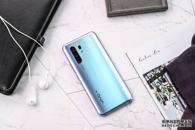雙模5G直降300元！4350mAh+AMOLED屏+8GB，網(wǎng)友：終于等到了