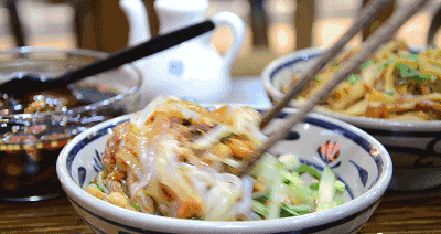 一碗涼皮的營(yíng)養(yǎng)真相:你吃進(jìn)去的大概只有熱量了……