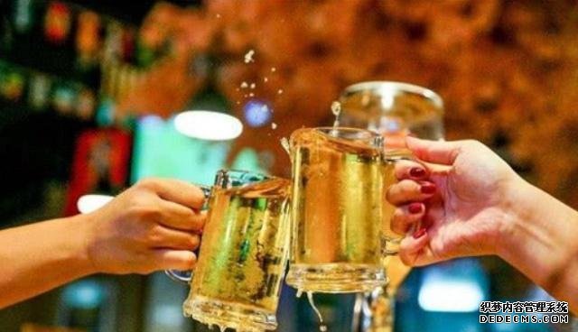 不能久放的4種酒，除了啤酒，這三種白酒也在內(nèi)