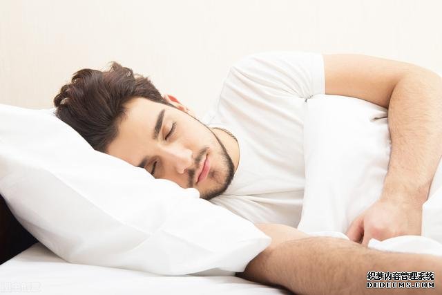 男人過(guò)了40歲，注意"3不要3堅(jiān)持"，別給自己身體找麻煩