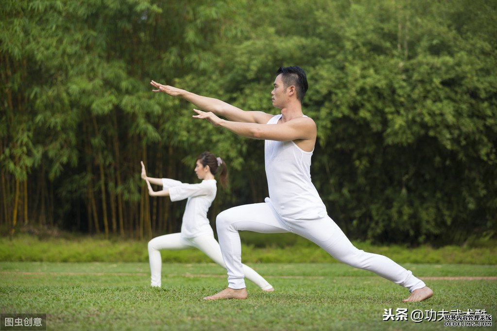 簡單易學(xué)的太極養(yǎng)生功法：健身養(yǎng)生功效獨特，通俗易懂，簡單易學(xué)