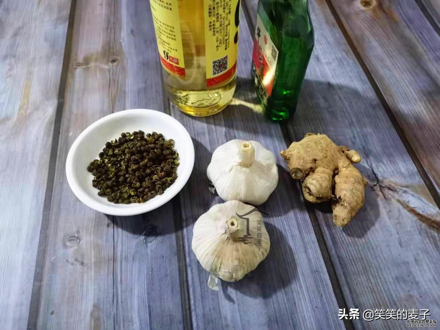 秋季，雙節(jié)期間，注意少吃3類食物，對家人身體好