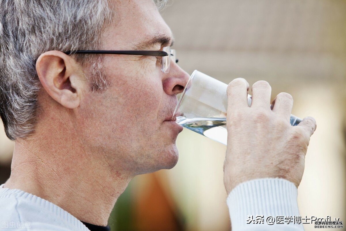 擁有長(zhǎng)壽體質(zhì)的男性，身體往往“2凈、2軟”，希望你也在其中