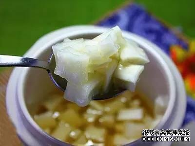 十月，秋燥惹人煩，大白蘿卜來救急，滋補(bǔ)賽人參，人人都吃得起